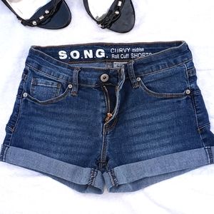 SONG Midrise cuffed Denim shorts